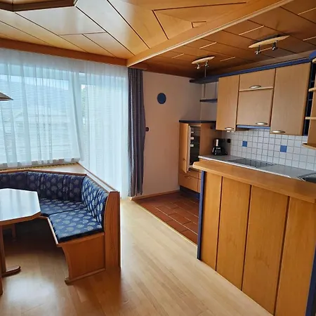 Seezeit Golser Apartament Döbriach